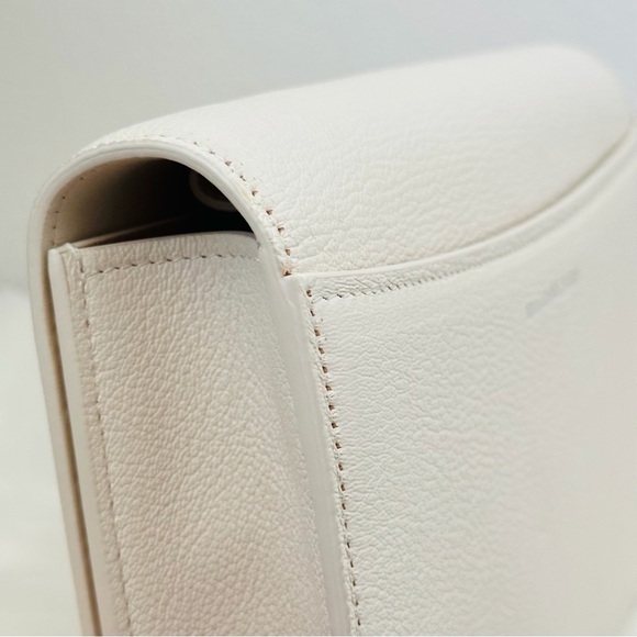 Alexander McQueen: Four-Ring Clutch Crossbody Bag - Picture 16 of 16